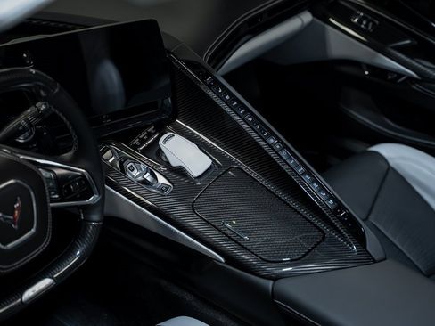 Used 2024 Chevrolet Corvette Stingray Premium Conv w/ 3LT image 64