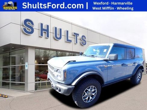 Certified 2025 Ford Bronco Badlands AWD/4WD image 1