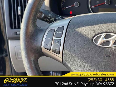 Used 2010 Hyundai Elantra SE FWD image 13