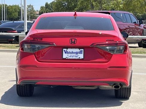 Used 2024 Honda Civic Sport image 5