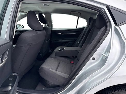 Used 2025 Toyota Camry XSE image 11