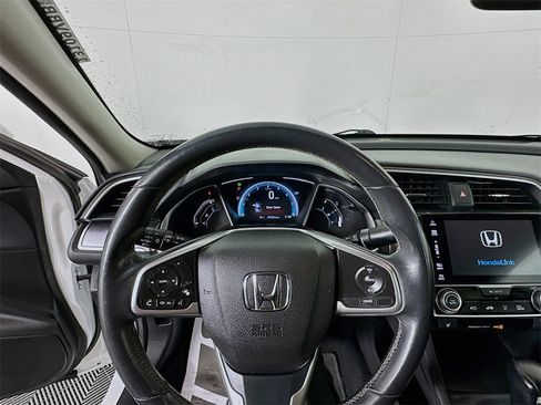 Used 2017 Honda Civic EX-L image 11