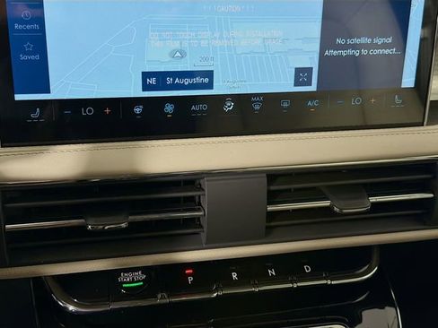 New 2026 Lincoln Corsair Premiere image 16