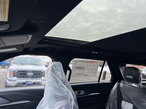 New 2026 Ford Explorer ST image 9