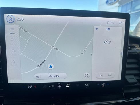 Used 2024 Ford Transit 350 XLT image 19