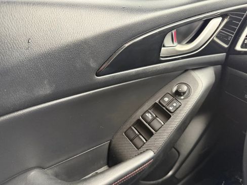 Used 2014 MAZDA MAZDA3 i Grand Touring FWD image 17