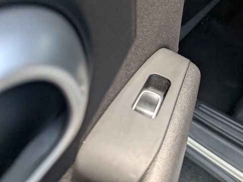 Used 2019 Kia Soul + FWD image 10