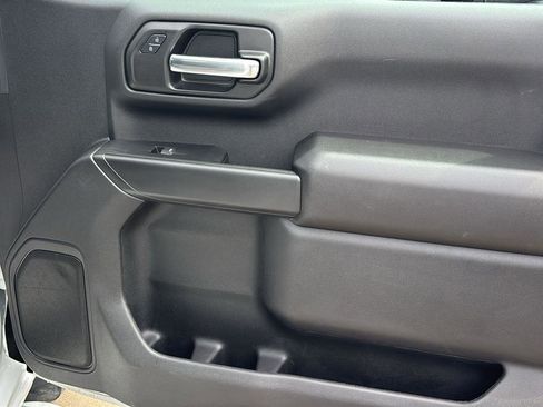 Certified 2025 Chevrolet Silverado 1500 W/T RWD image 17