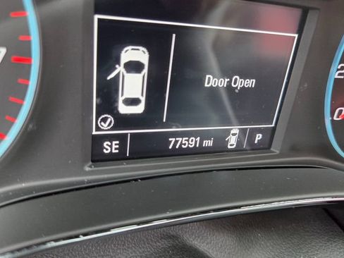 Used 2017 Chevrolet Cruze LT w/ Convenience Package FWD image 32