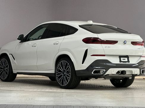 New 2026 BMW X6 xDrive40i image 3