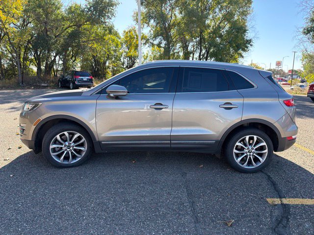 Used 2016 Lincoln MKC Select w/ Class II Trailer Tow Package AWD/4WD image 5
