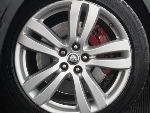 Used 2013 Jaguar XJ L Portfolio AWD/4WD image 2