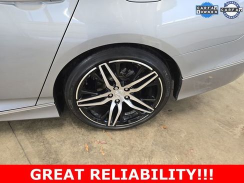 Used 2021 Honda Accord Touring image 25