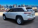 Used 2025 Jeep Grand Cherokee Laredo X image 2