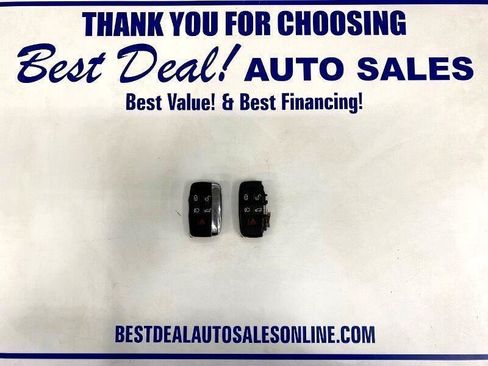 Used 2017 Land Rover Discovery SE AWD/4WD image 34