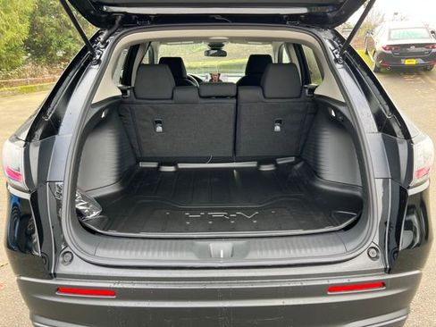 New 2026 Honda HR-V LX image 12