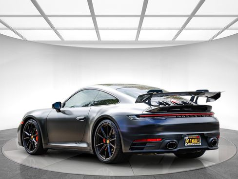 Used 2021 Porsche 911 Carrera S image 2