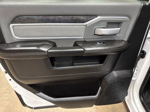 Used 2019 RAM 2500 Big Horn image 34