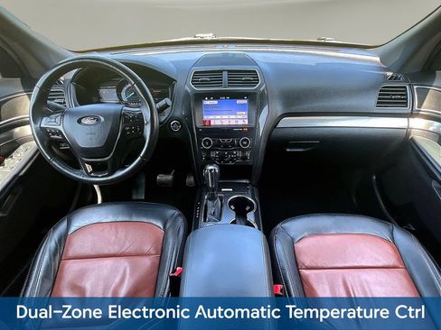 Used 2019 Ford Explorer XLT w/ Equipment Group 202A AWD/4WD image 10