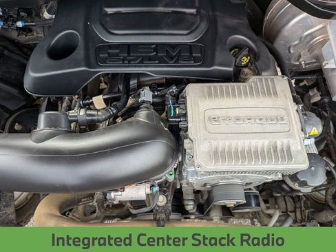 Used 2023 RAM 1500 Laramie AWD/4WD image 13