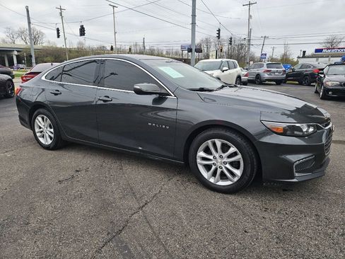 Used 2017 Chevrolet Malibu LT image 13