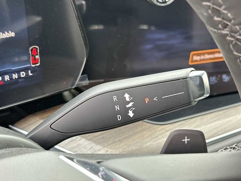 New 2026 Chevrolet Suburban High Country RWD image 23
