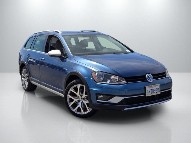 Used 2017 Volkswagen Golf Alltrack SEL AWD/4WD image 1