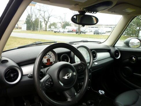Used 2012 MINI Cooper Hardtop image 7