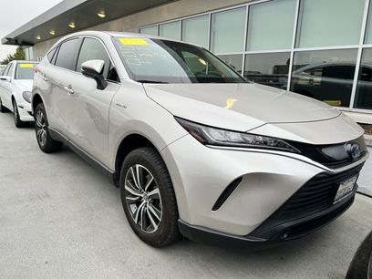 Used 2021 Toyota Venza LE