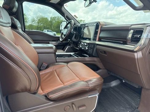 Used 2024 Ford F250 King Ranch w/ Chrome Package AWD/4WD image 31