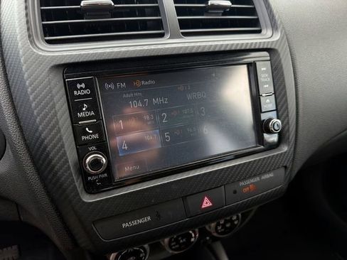 Used 2024 Mitsubishi Outlander Sport ES AWD/4WD image 19