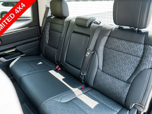 Used 2024 Toyota Tundra Limited AWD/4WD image 27