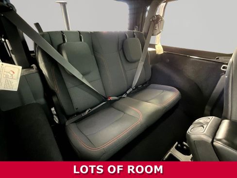 Used 2023 Jeep Wrangler Rubicon AWD/4WD image 24