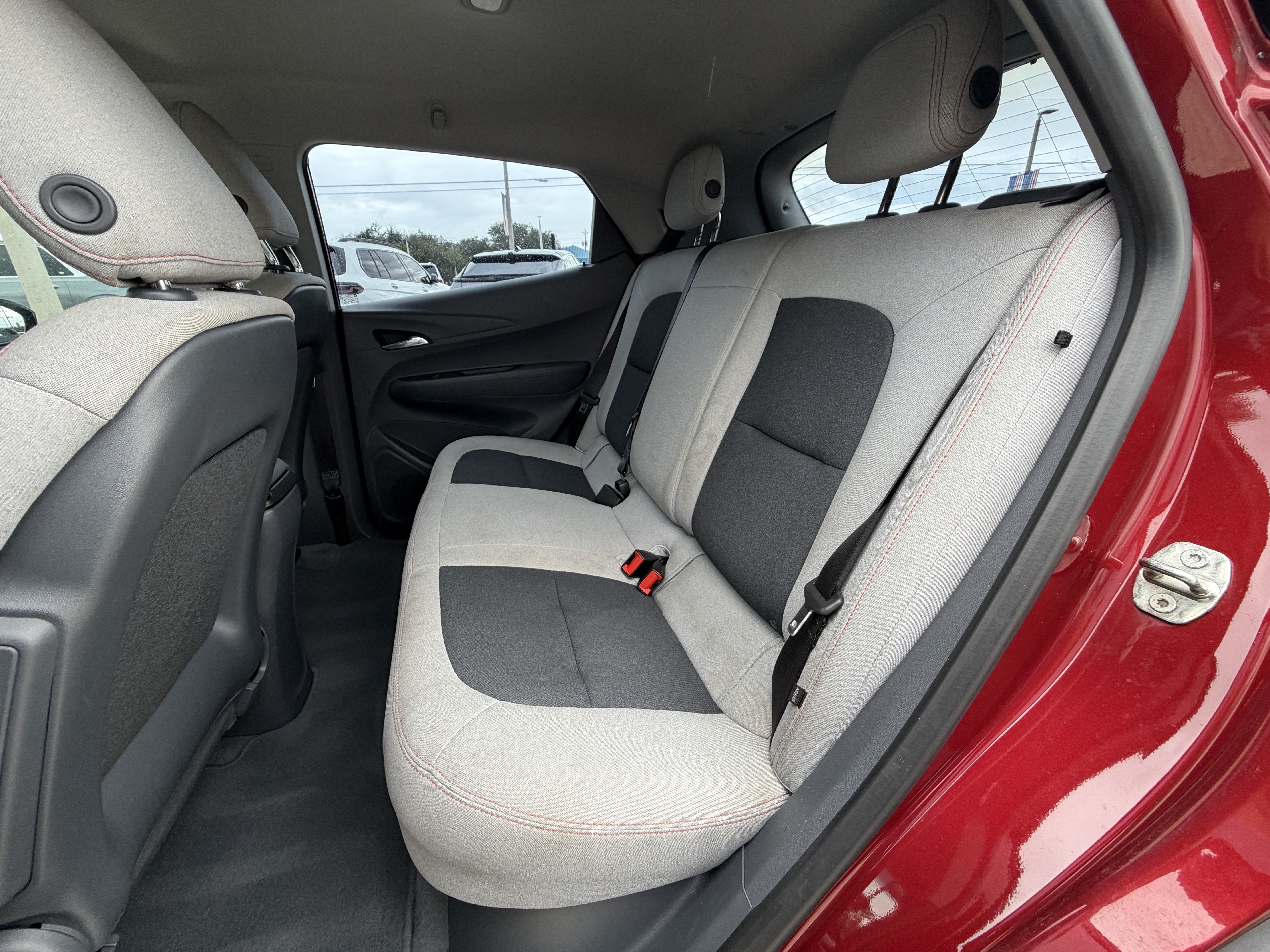 Used 2021 Chevrolet Bolt LT FWD image 16