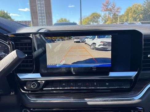 Used 2025 Chevrolet Silverado 1500 LT image 24