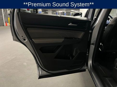 Used 2023 Volkswagen Atlas Cross Sport SEL Premium R-Line AWD/4WD image 22