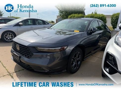Used 2025 Honda Accord EX-L image 1