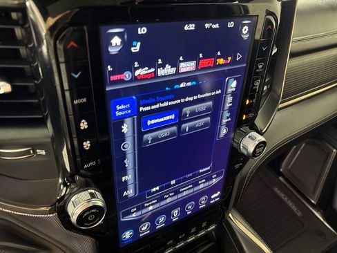 Used 2019 RAM 3500 Limited AWD/4WD image 35