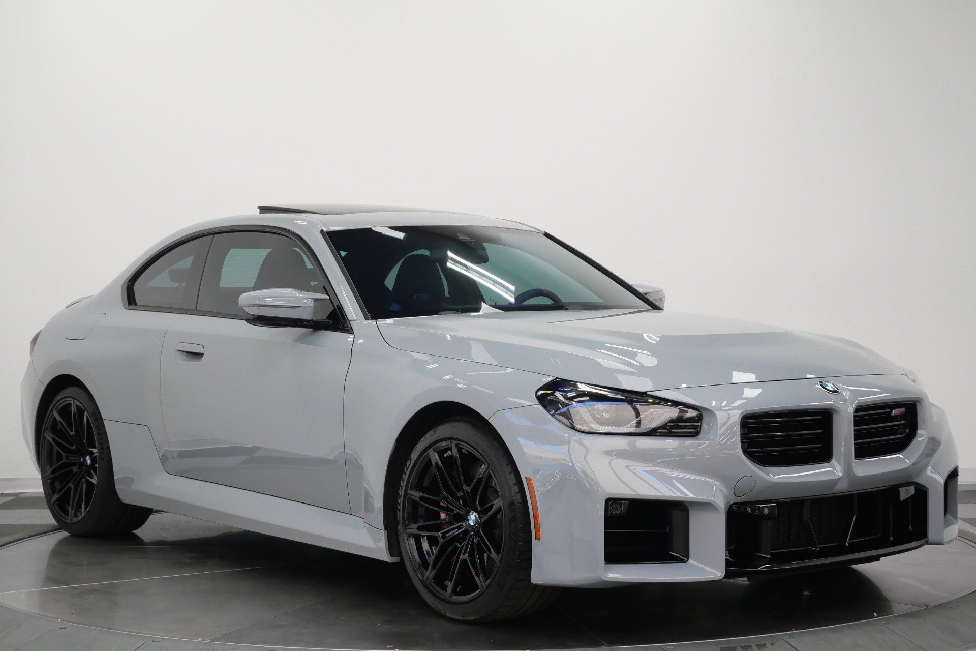 Used 2026 BMW M2 w/ Lighting Package RWD image 3