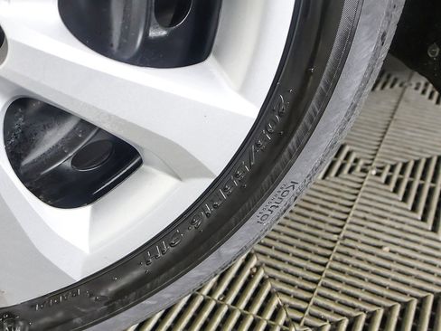 Used 2024 Toyota Corolla LE image 18