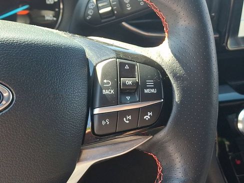 Certified 2023 Ford Explorer ST-Line AWD/4WD image 24