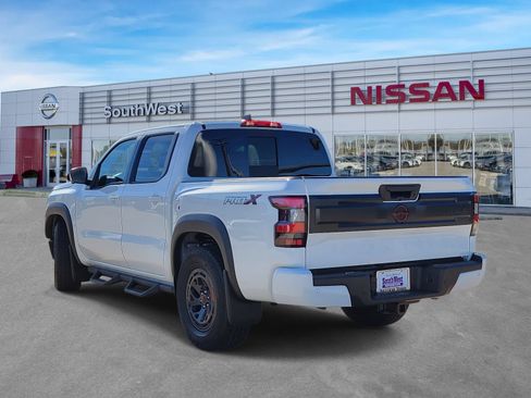 New 2026 Nissan Frontier Pro-X w/ Pro-X Convenience Package RWD image 8