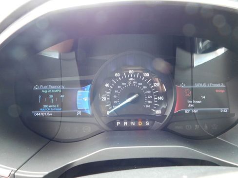 Used 2019 Ford Edge Titanium AWD/4WD image 11