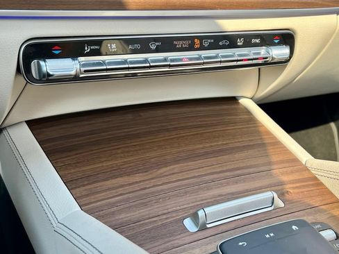 Certified 2026 Mercedes-Benz GLS 450 4MATIC image 10
