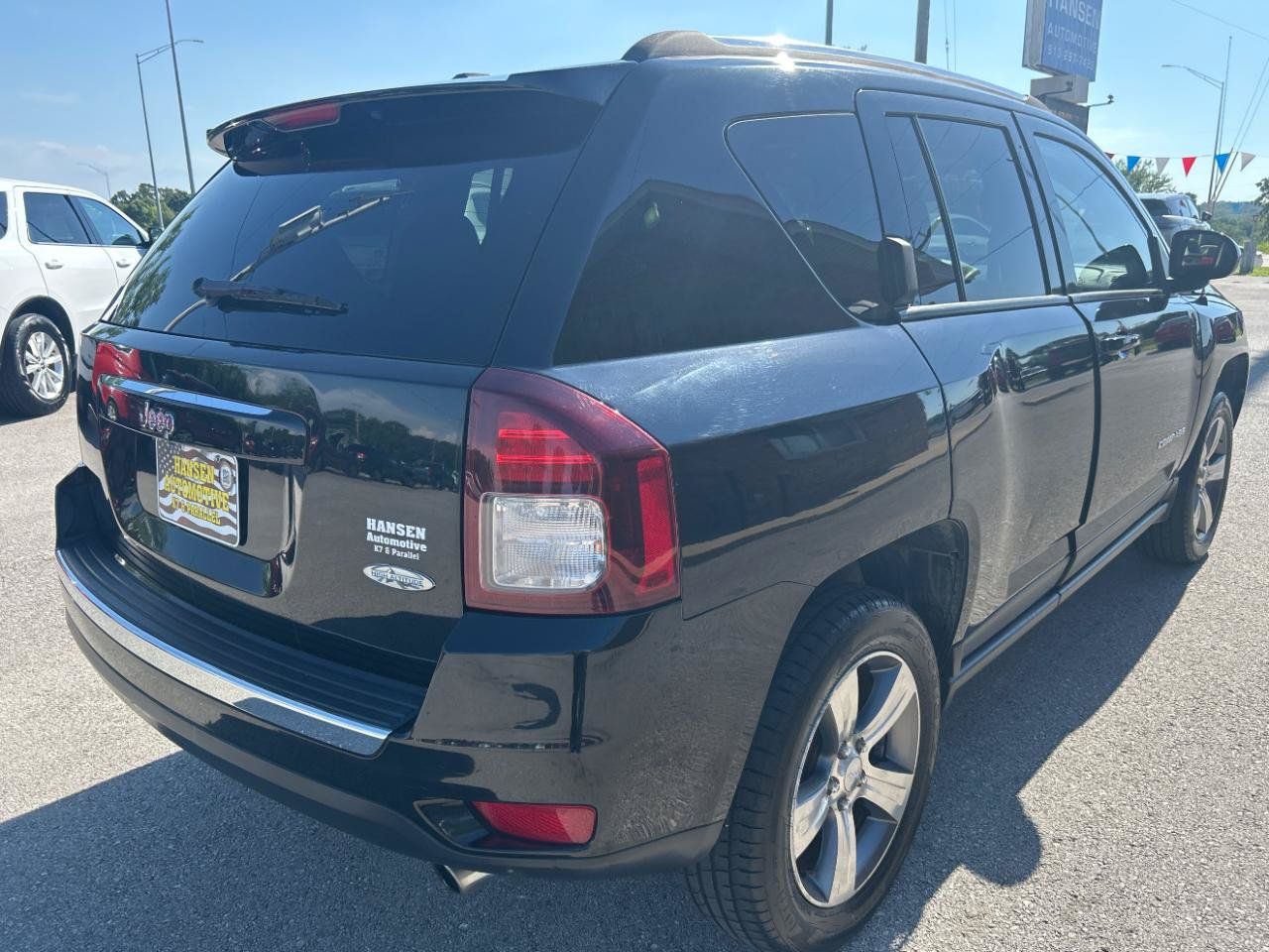 Used 2017 Jeep Compass High Altitude FWD image 5