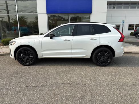 Used 2026 Volvo XC60 T8 Ultra w/ Climate Package AWD/4WD image 2