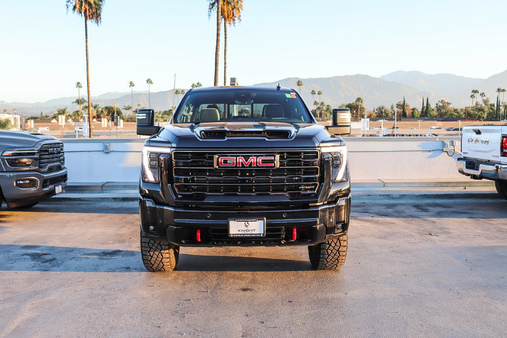 Used 2026 GMC Sierra 2500 AT4X AWD/4WD image 3