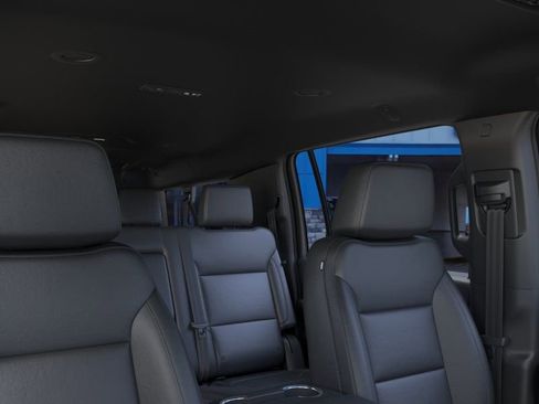 New 2026 Chevrolet Suburban LT w/ Comfort Package image 25