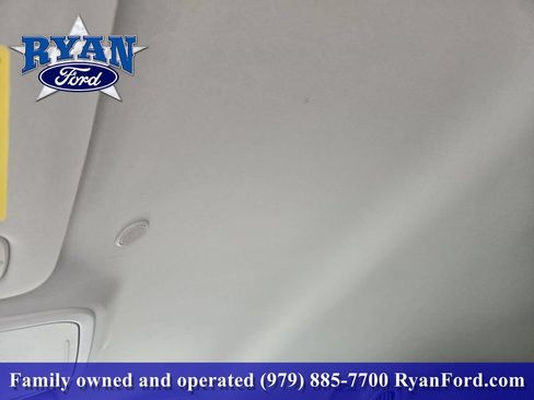 Used 2024 Ford Explorer Limited AWD/4WD image 18