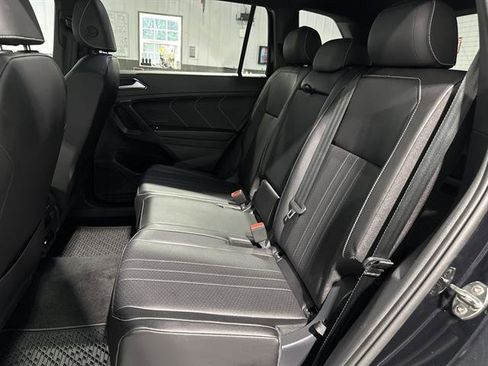 Certified 2024 Volkswagen Tiguan SE R-Line image 20
